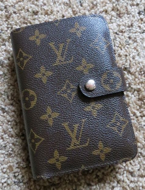 ventaglio louis vuitton|vintage louis vuitton wallet.